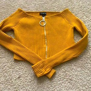 Cute Off the Shoulder Crop Top